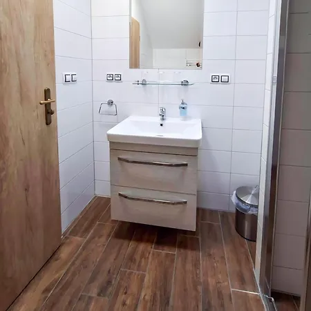Casa de hóspedes Na Zlate Ceste 3*